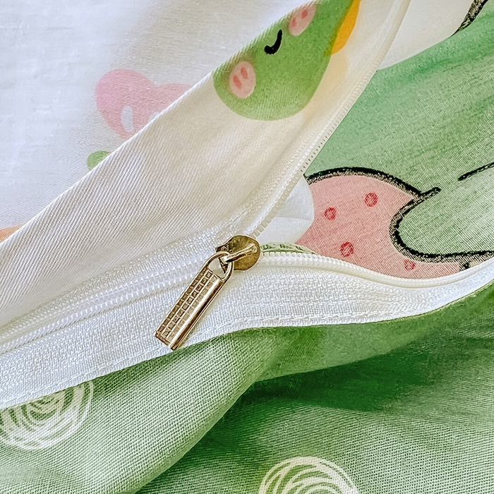 91家纺网 家纺一手货源 找家纺 绵庭家纺 2023新款12868系列全棉小清新印花单被套 恐龙贝贝