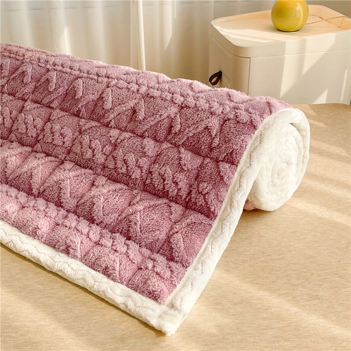 91家纺网 家纺一手货源 找家纺 喜居 2023新款塔芙绒床垫薄床垫子床褥子床护垫 浪漫紫