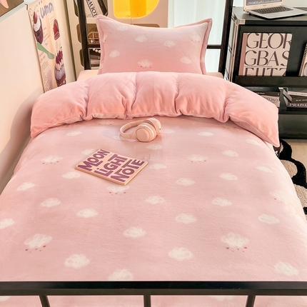 91家纺网 家纺一手货源 找家纺 （总）川悦生活 2023新款高克重宿舍牛奶绒三件套四件套