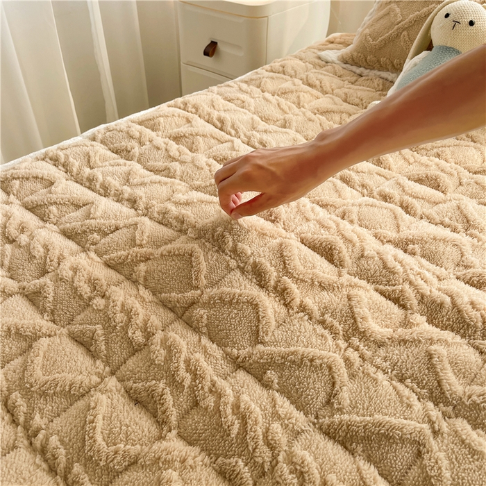 91家纺网 家纺一手货源 找家纺 喜居 2023新款塔芙绒床垫薄床垫子床褥子床护垫 奶咖