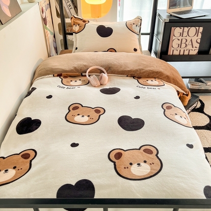 91家纺网 家纺一手货源 找家纺 （总）川悦生活 2023新款高克重宿舍牛奶绒三件套四件套