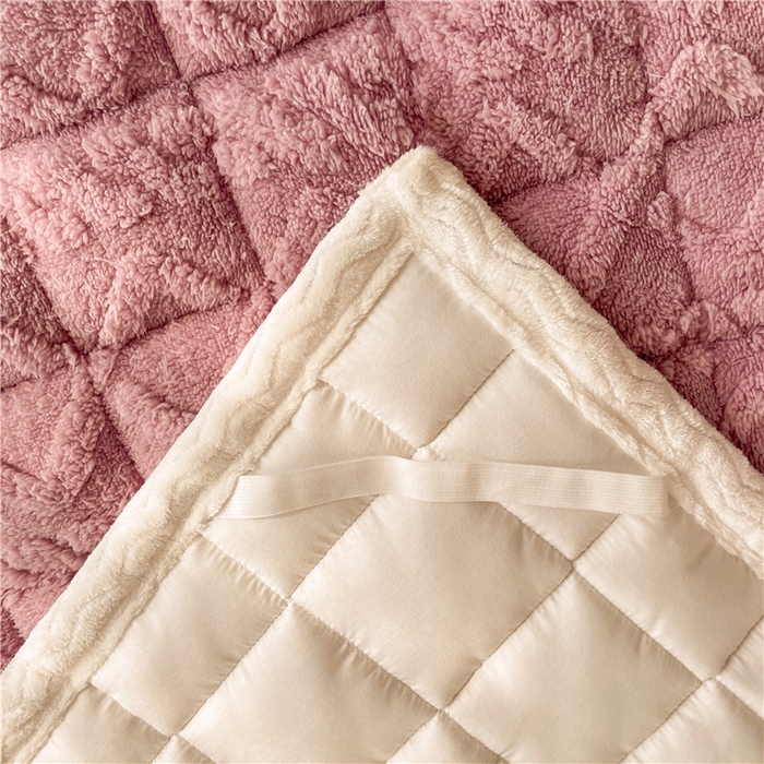 91家纺网 家纺一手货源 找家纺 喜居 2023新款塔芙绒床垫薄床垫子床褥子床护垫 浪漫紫