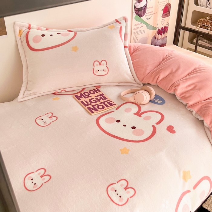 91家纺网 家纺一手货源 找家纺 （总）川悦生活 2023新款高克重宿舍牛奶绒三件套四件套