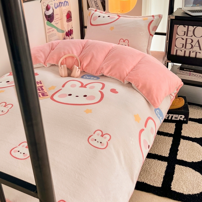 91家纺网 家纺一手货源 找家纺 （总）川悦生活 2023新款高克重宿舍牛奶绒三件套四件套