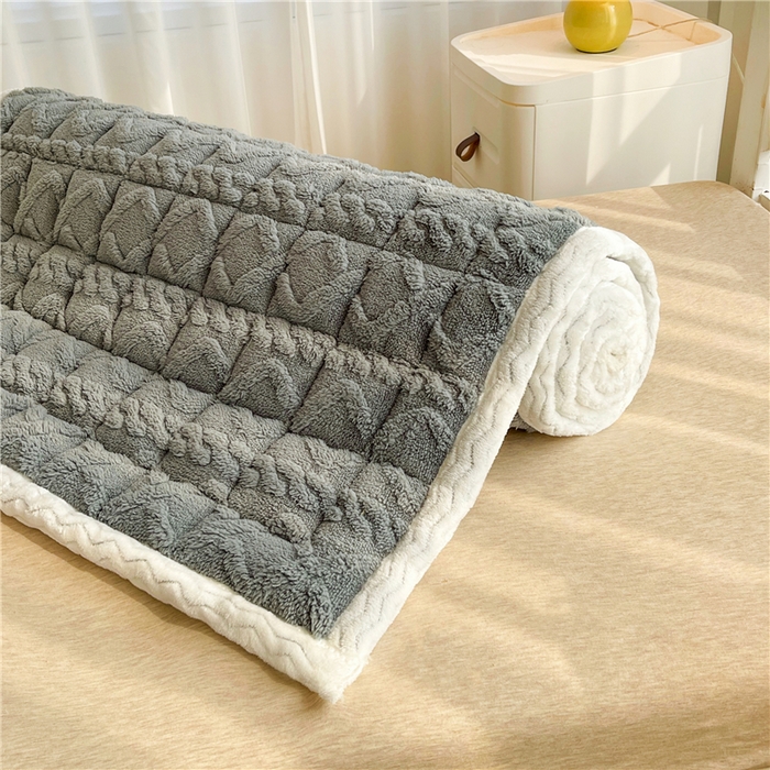 91家纺网 家纺一手货源 找家纺 喜居 2023新款塔芙绒床垫薄床垫子床褥子床护垫 轻奢灰