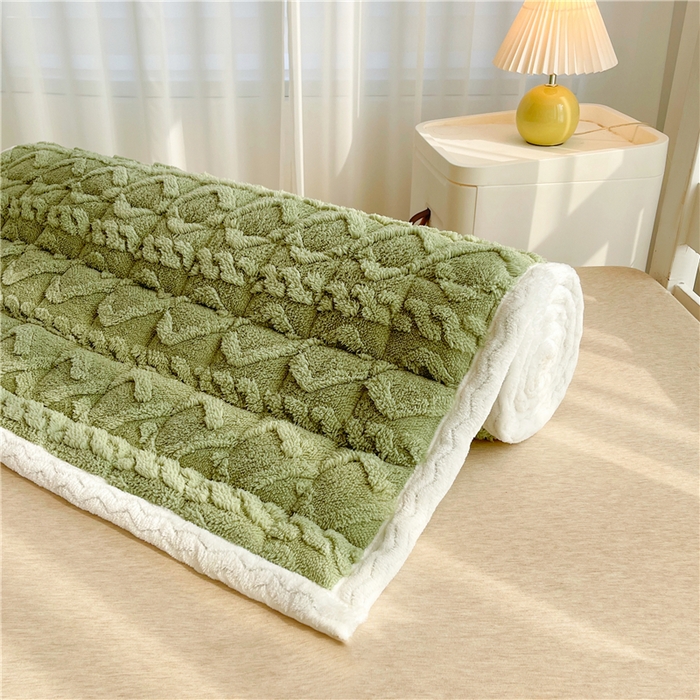 91家纺网 家纺一手货源 找家纺 喜居 2023新款塔芙绒床垫薄床垫子床褥子床护垫 果绿