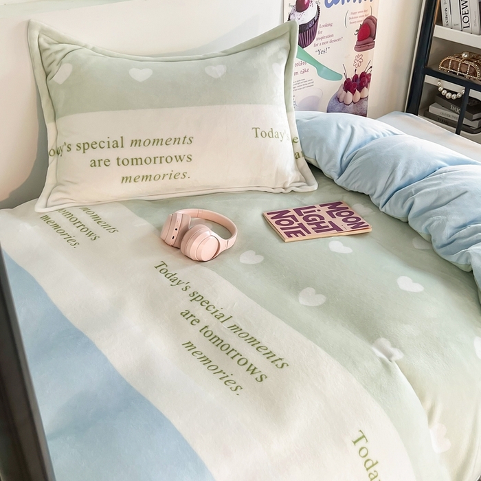 91家纺网 家纺一手货源 找家纺 川悦生活 2023新款高克重宿舍牛奶绒三件套四件套 美好生活