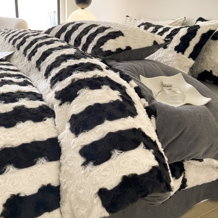 91家纺网 家纺一手货源 找家纺 （总）金奇达 2025秋冬保暖加厚绒类兔兔绒四件套-【玫瑰印象】系列