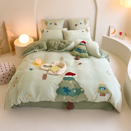 91家纺网 家纺一手货源 找家纺 （总）西西家居 2023新款正宗230g全消光牛奶绒四件套-绿色树林