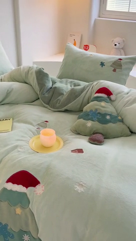 91家纺网 家纺一手货源 找家纺 （总）西西家居 2023新款正宗230g全消光牛奶绒四件套-绿色树林