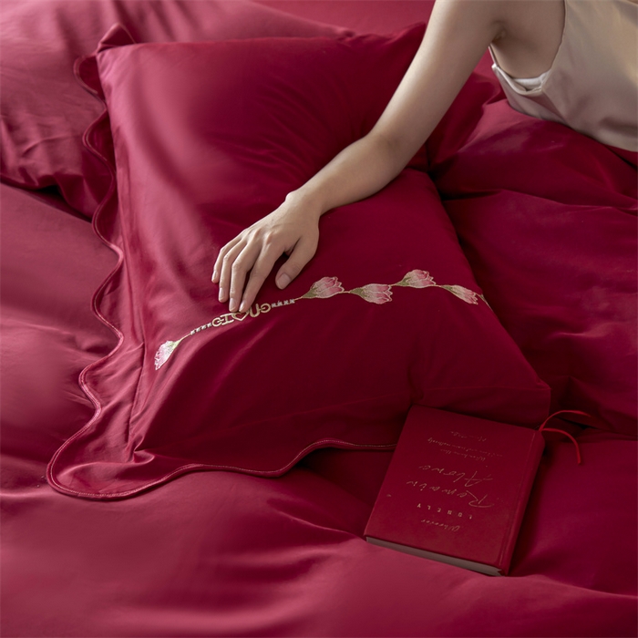 91家纺网 家纺一手货源 找家纺 （总）云胡 2023新款长绒棉贡缎婚庆四件套-郁金香-千禧红