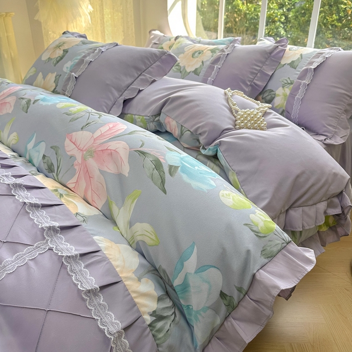 91家纺网 家纺一手货源 找家纺 金米诺 2024新款蝴蝶结韩版蕾丝花边床裙四件套 雨后花园-清新灰