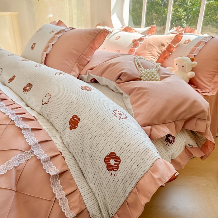 91家纺网 家纺一手货源 找家纺 金米诺 2024新款蝴蝶结韩版蕾丝花边床裙四件套 锦恋-太妃咖