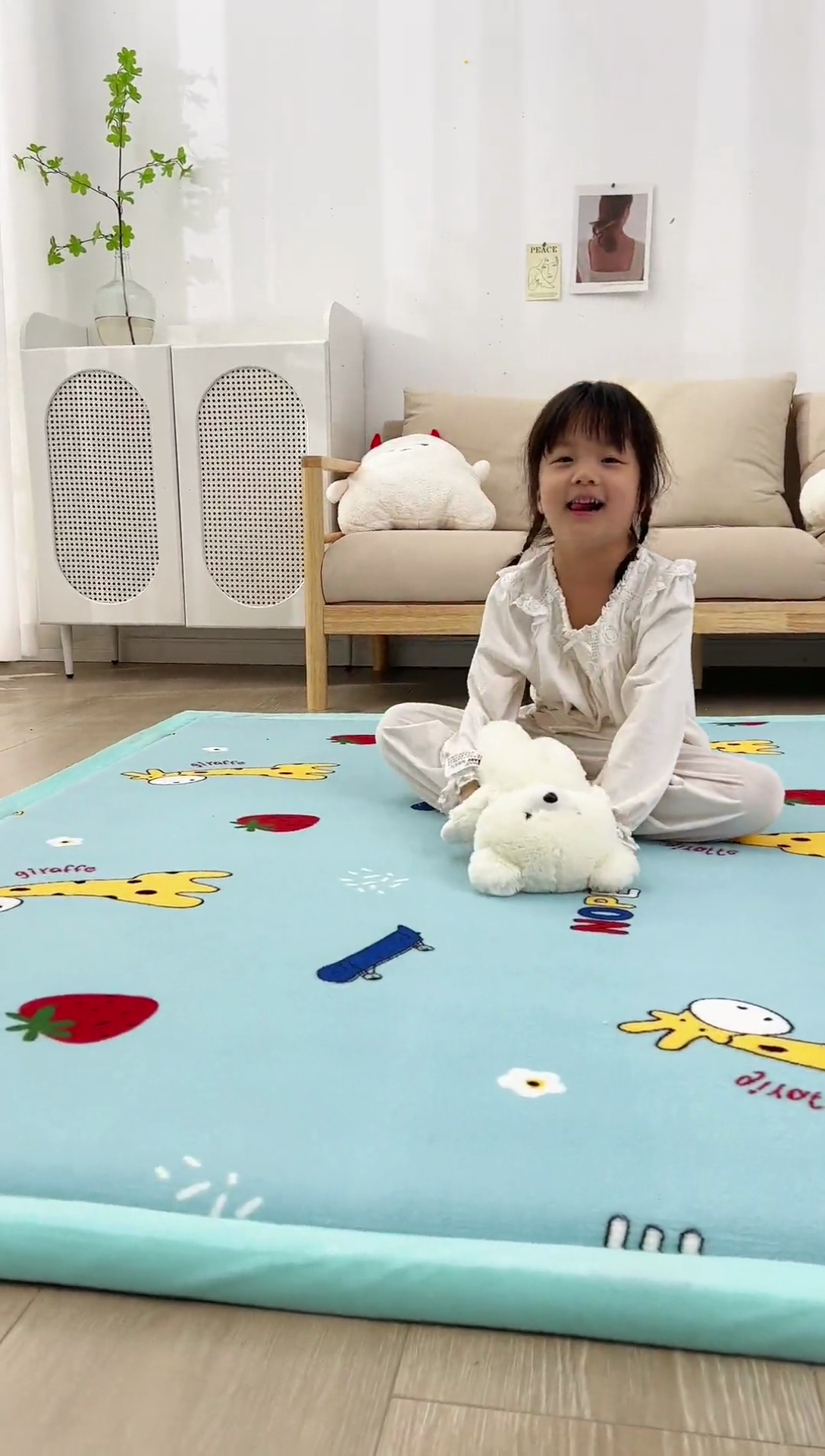 91家纺网 家纺一手货源 找家纺 锦丝钰床垫 2023新款卡通多功能榻榻米床垫地垫 开心鹿