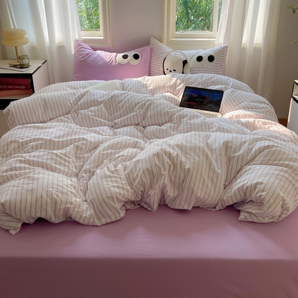 91家纺网 家纺一手货源 找家纺 2023新款ins水洗棉色织大眼睛毛巾绣花多巴胺少女纯棉系列四件套 水洗棉-大眼紫紫条