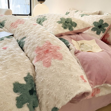 91家纺网 家纺一手货源 找家纺 （总）金奇达 2025秋冬保暖加厚绒类兔兔绒四件套-【玫瑰印象】系列