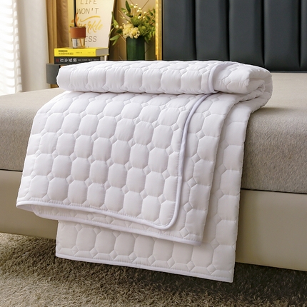 91家纺网 家纺一手货源 找家纺 （总）锦兴酒店布草 2023新款酒店被芯宾馆被芯磨毛床垫