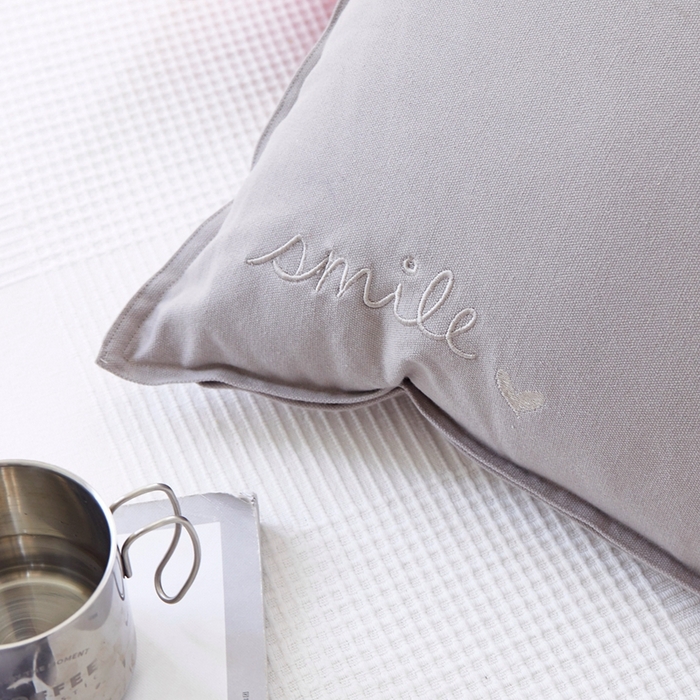 91家纺网 家纺一手货源 找家纺 （总）918拾朵家居 新款帆布刺绣抱枕