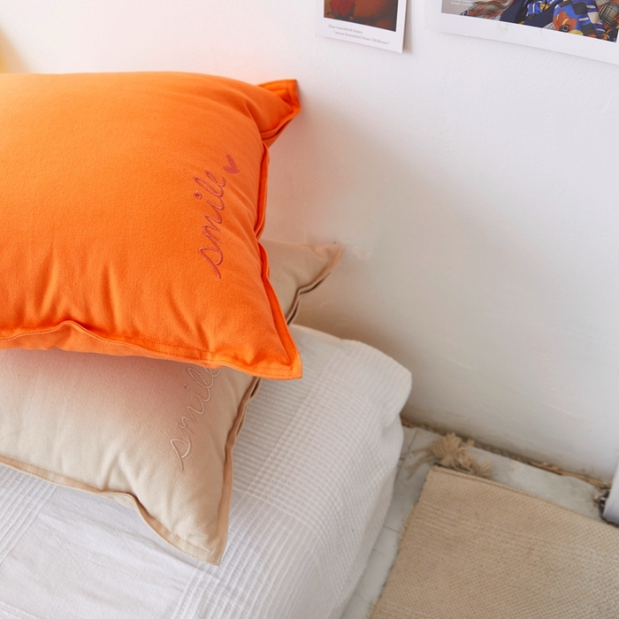 91家纺网 家纺一手货源 找家纺 （总）918拾朵家居 新款帆布刺绣抱枕