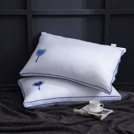 91家纺网 家纺一手货源 找家纺 （总）轩琪家纺 2024新款各种全棉羽丝绒舒适枕
