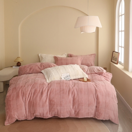 91家纺网 家纺一手货源 找家纺 橘滋 2023新款A版360克皮草绒B版高克重牛奶绒四件套 卡曼丝-粉蔷薇