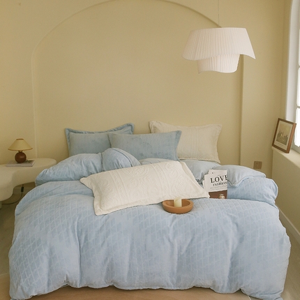 橘滋 2023新款牛奶绒提花立体雕花滚绳包边四件套 米罗