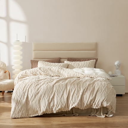 简纯主义 2025新款350g獭兔绒牛奶绒四件套-苏酥系列 东方既白