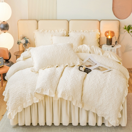 91家纺网 家纺一手货源 找家纺 （总）恋尚 2023新款夹棉牛奶绒床笠款床裙四件套-米苏
