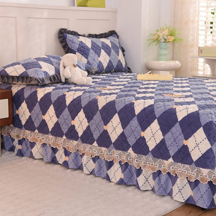 91家纺网 家纺一手货源 找家纺 美达家纺 2025新款牛奶绒榻榻米垫防滑炕垫 英伦时光