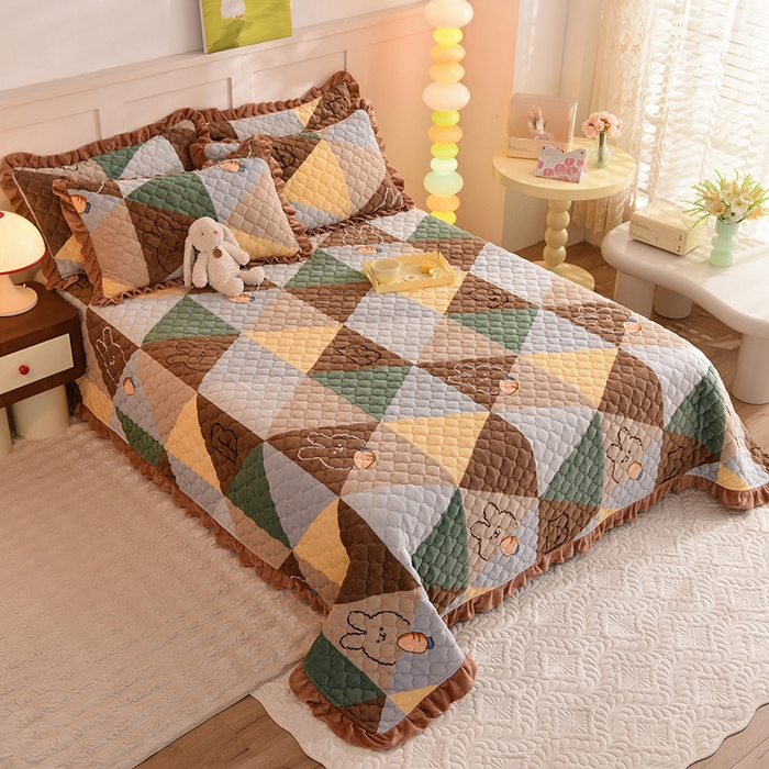 91家纺网 家纺一手货源 找家纺 美达家纺 2025新款牛奶绒床盖 萝卜兔