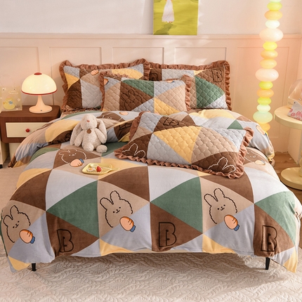 91家纺网 家纺一手货源 找家纺 总2025美达新款牛奶绒印花床笠款四件套（床笠高度30cm）