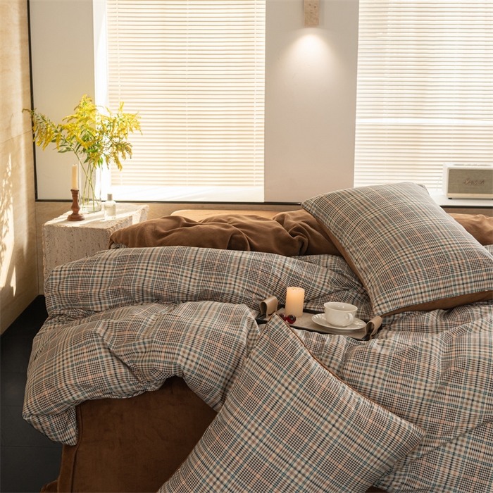 91家纺网 家纺一手货源 找家纺 洋铭区（原狠狠爱） 2023新款棉加绒四件套 糯米格