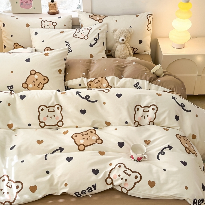 91家纺网 家纺一手货源 找家纺 曼之夏 2023新款全棉可爱卡通印花四件套 点点熊