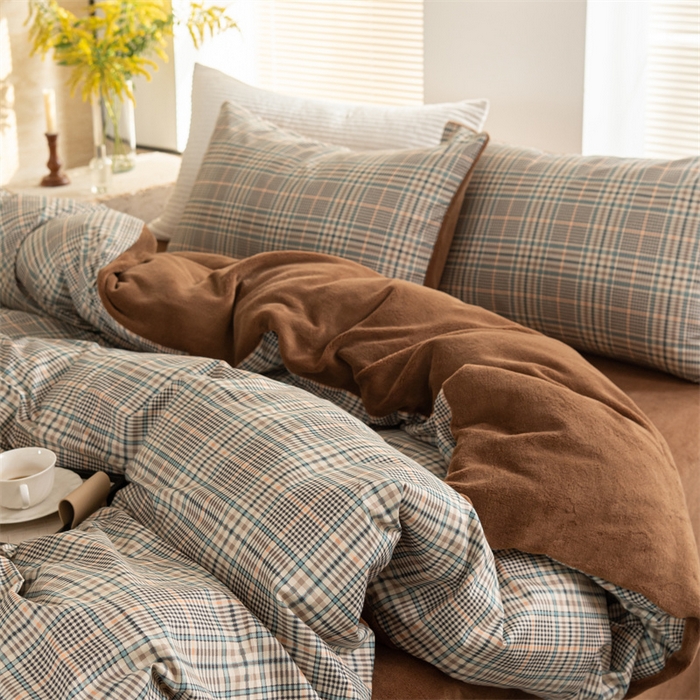 91家纺网 家纺一手货源 找家纺 洋铭区（原狠狠爱） 2023新款棉加绒四件套 糯米格