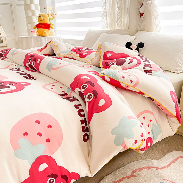 91家纺网 家纺一手货源 找家纺 爱上家居 2023新款迪士尼亲肤磨毛冬被被芯 莓有烦恼-粉色