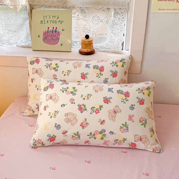 91家纺网 家纺一手货源 找家纺 曼之夏 2023新款全棉可爱卡通印花四件套 花束熊