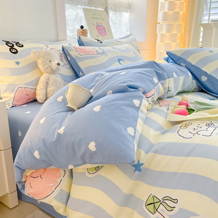 91家纺网 家纺一手货源 找家纺 曼之夏 2023新款全棉可爱卡通印花四件套 波浪狗