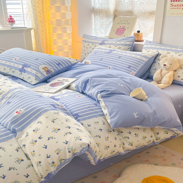 91家纺网 家纺一手货源 找家纺 曼之夏 2023新款全棉可爱卡通印花四件套 樱桃熊