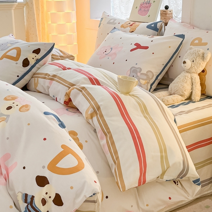 91家纺网 家纺一手货源 找家纺 曼之夏 2023新款全棉可爱卡通印花四件套 生日趴