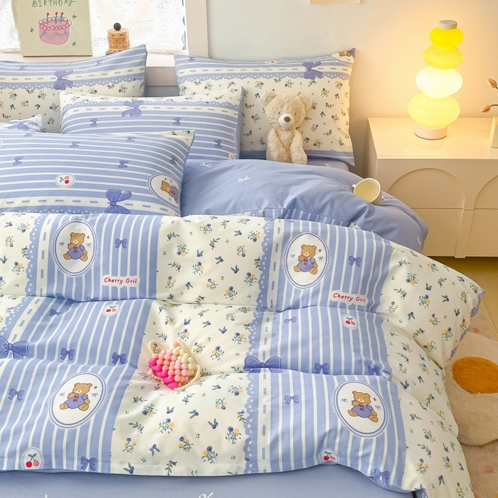 91家纺网 家纺一手货源 找家纺 曼之夏 2023新款全棉可爱卡通印花四件套 樱桃熊