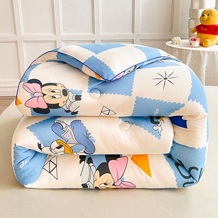 91家纺网 家纺一手货源 找家纺 爱上家居 2023新款迪士尼亲肤磨毛冬被被芯 米奇妙妙屋-白色