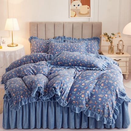 91家纺网 家纺一手货源 找家纺 2023新款加厚防静电牛奶绒印花床裙四件套系列-四件套 晚玉香