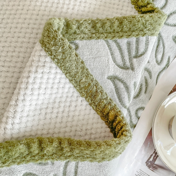 91家纺网 家纺一手货源 找家纺 来菲毛毯 2025新款阳离子剪花复合毛毯 草绿