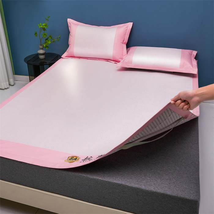 91家纺网 家纺一手货源 找家纺 鑫姿席业 2025新款5A抗菌冰丝凉席系列 香芋粉（凉席款）