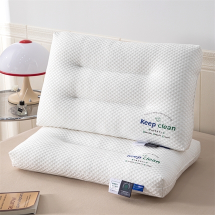 91家纺网 家纺一手货源 找家纺 （总）大熊枕芯 2023新款小方格烫花捏角枕头枕芯