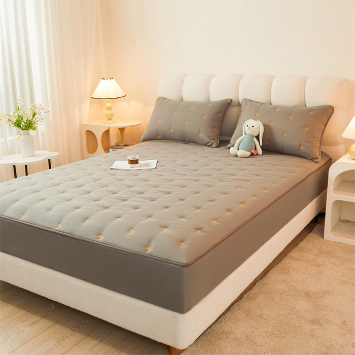 91家纺网 家纺一手货源 找家纺 （总）纤雅床笠 2024新款生姜艾草蝴蝶刺绣全包床笠