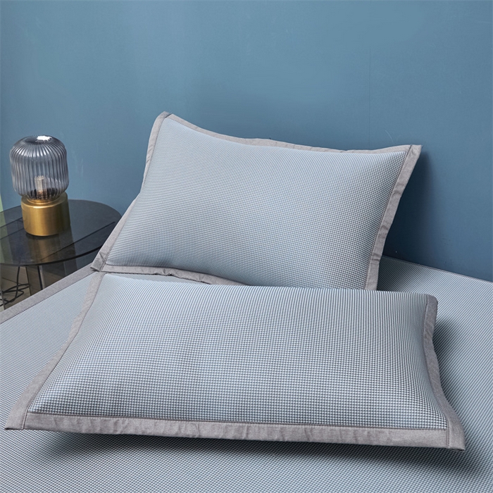 91家纺网 家纺一手货源 找家纺 鑫姿席业 2025新款抗菌冰激凌凉感丝冰丝席系列 冰激凌-浅蓝