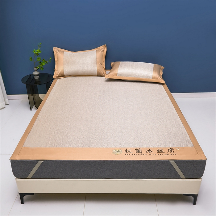 91家纺网 家纺一手货源 找家纺 鑫姿席业 2025新款5A抗菌冰丝凉席系列 乌木咖（凉席款）