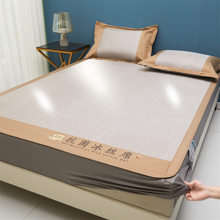 91家纺网 家纺一手货源 找家纺 鑫姿席业 2025新款5A抗菌冰丝凉席系列 乌木咖（床笠款）