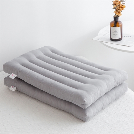 91家纺网 家纺一手货源 找家纺 （总）大熊枕芯 2023新款学生低枕超薄枕 矮枕软枕家用 护颈椎助睡眠宿舍单人枕头枕芯